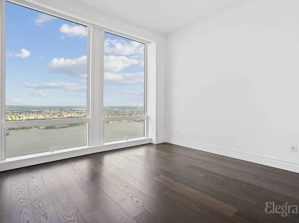 35 Hudson Yards image 7 of 9