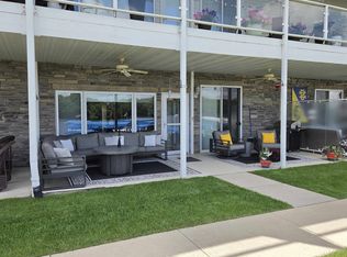 14 Iowa St UNIT A3, Arnolds Park, IA 51331
