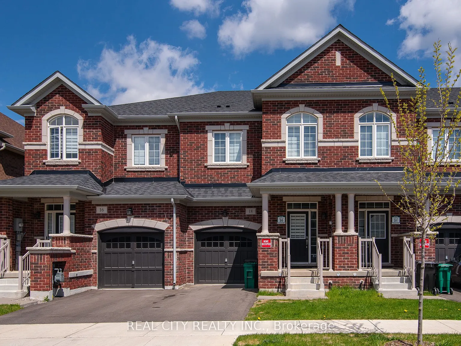 3 bed, $3,500 — Photo 2