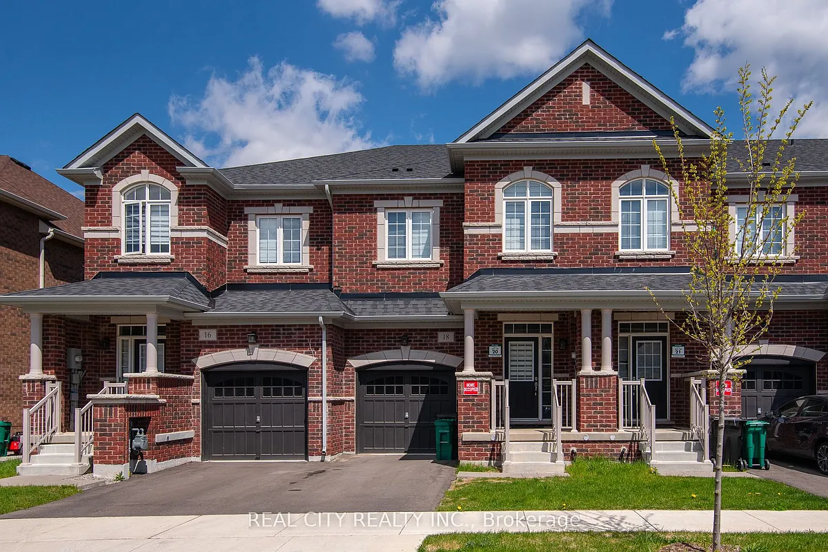 Photo 2 of 40 - 18 Lidstone St - Cambridge, ON Building Photo - 18 Lidstone St