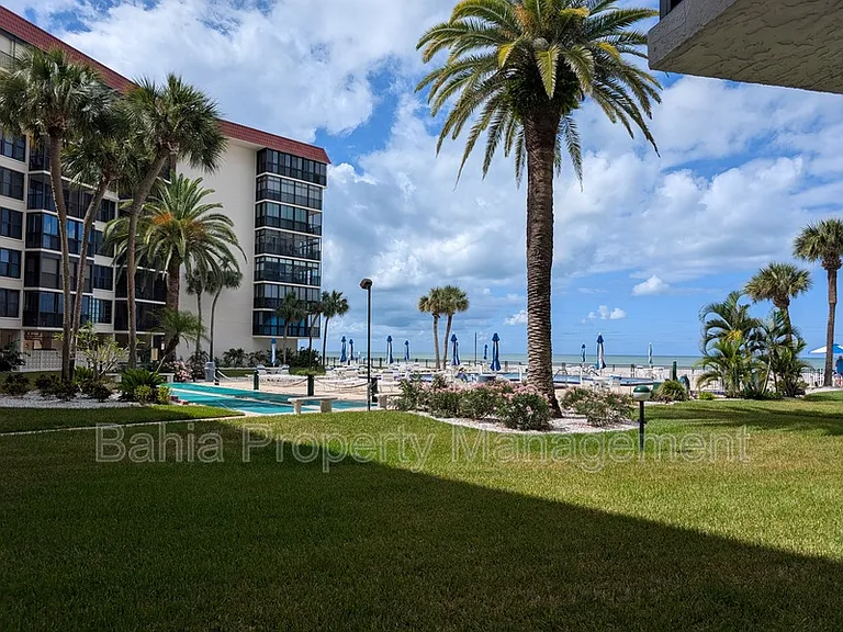 18304 Gulf Blvd #406 — Photo 17
