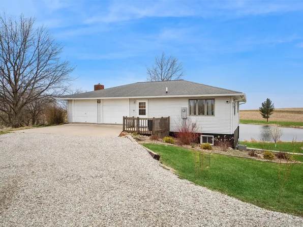 10245 E 82nd St S, Reasnor, IA 50232
