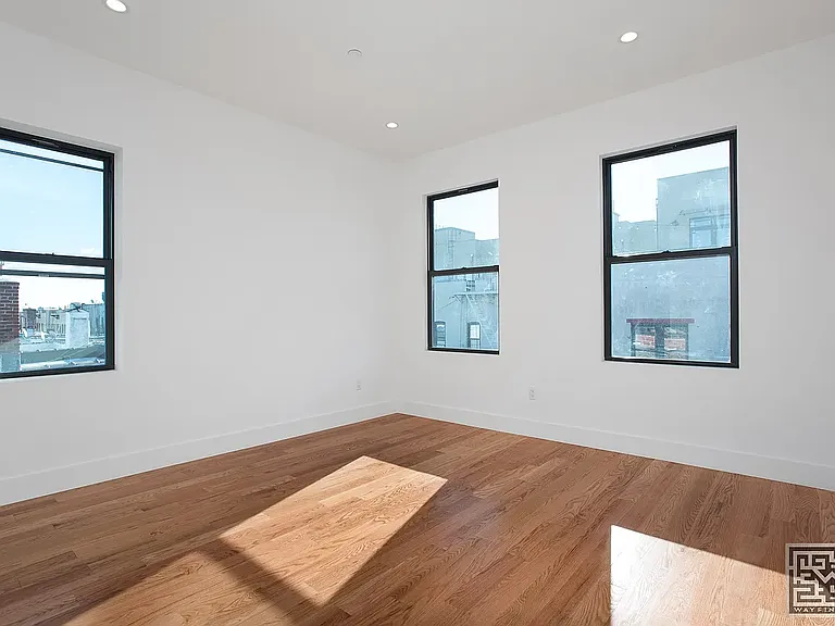 372 Saint Johns Pl #53 — Photo 8