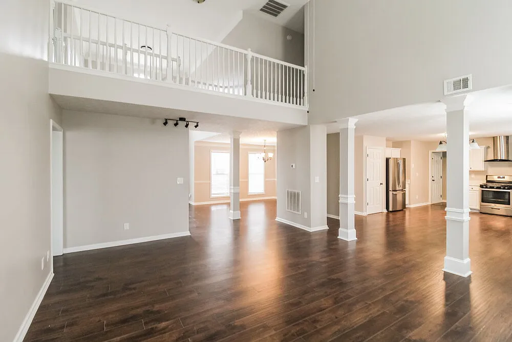 5 bed, 4.0 bath, 3431 sqft, $3,110 — Photo 4