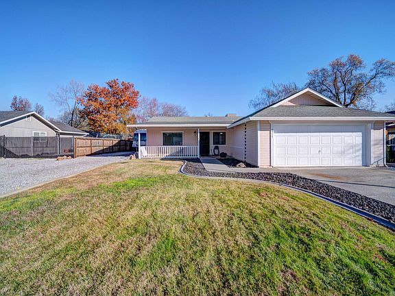 2nd image of 6955 Yvonne Ct