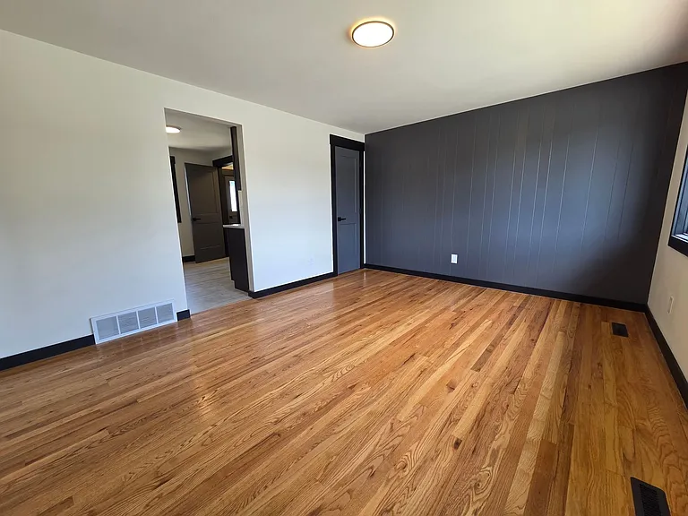 3717 N Perry St — Photo 3