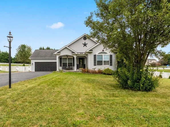 440 Sunset Dr, Hanover, PA 17331
