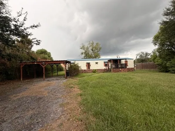 327 Devillier St, Bridge City, TX 77611
