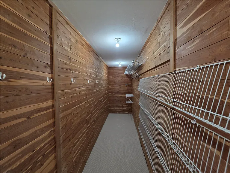 7334 Darnell St — Photo 15
