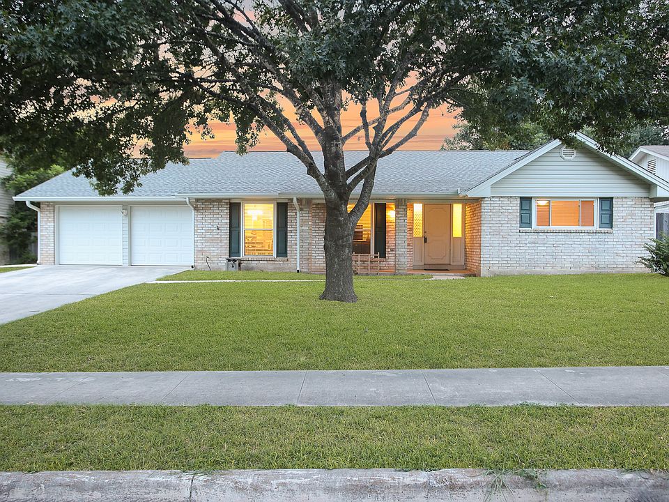 1st image of 6107 Royal Point Dr