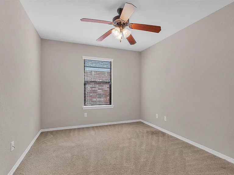 119 Golfview Dr — Photo 28