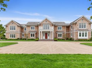 290 Narrow Ln, Southampton, NY 11968