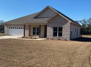 1126 W Cook Rd, Taylor, AL 36301