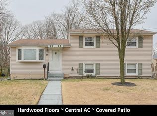 12 S Club Rd, Clementon, NJ 08021