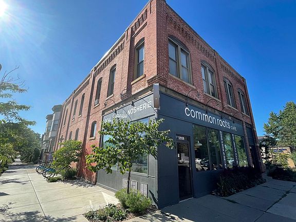 4th image of 2556 Lyndale Ave S APT 1
