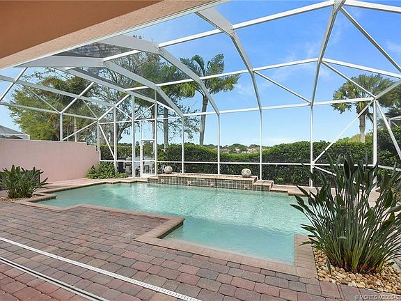 5th image of 1541 SW Balmoral Trce