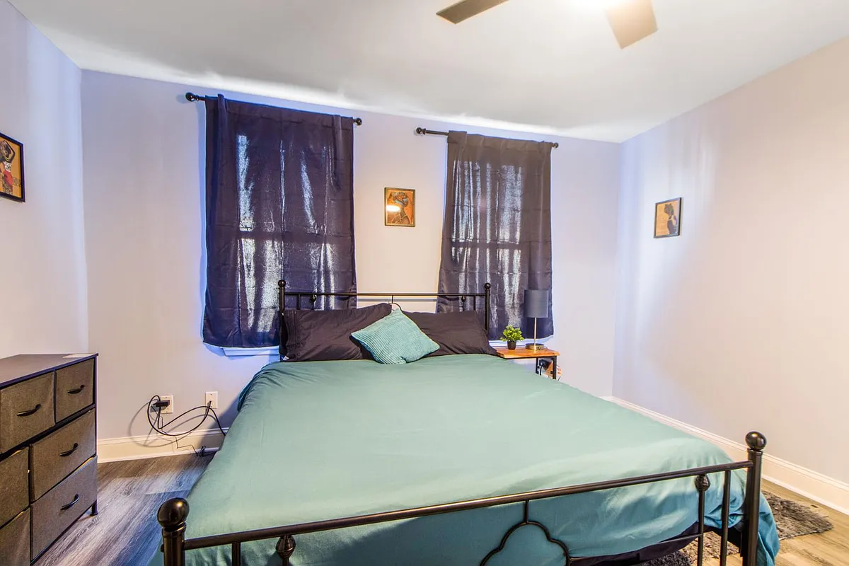 Property Photo - 1614 E 28th St