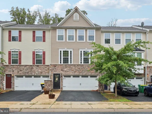 229 W General Grey Ct, Newark, DE 19702