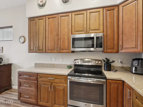 7444 E Calle Infinito, Tucson, AZ 85715