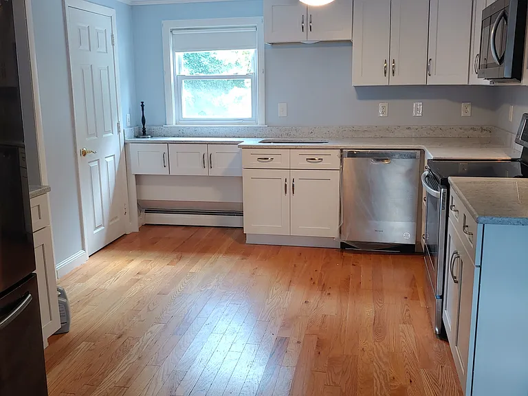 623 Old West Central St — Photo 10