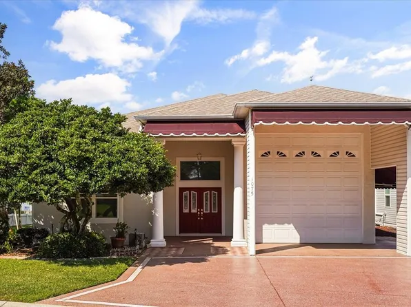 1075 Motorcoach Dr, Polk City, FL 33868