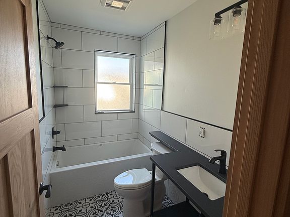 2nd image of 10 Reeb Ave