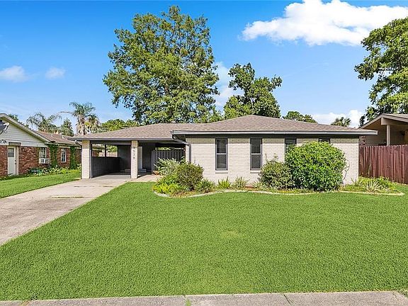 2nd image of 3538 Somerset Dr