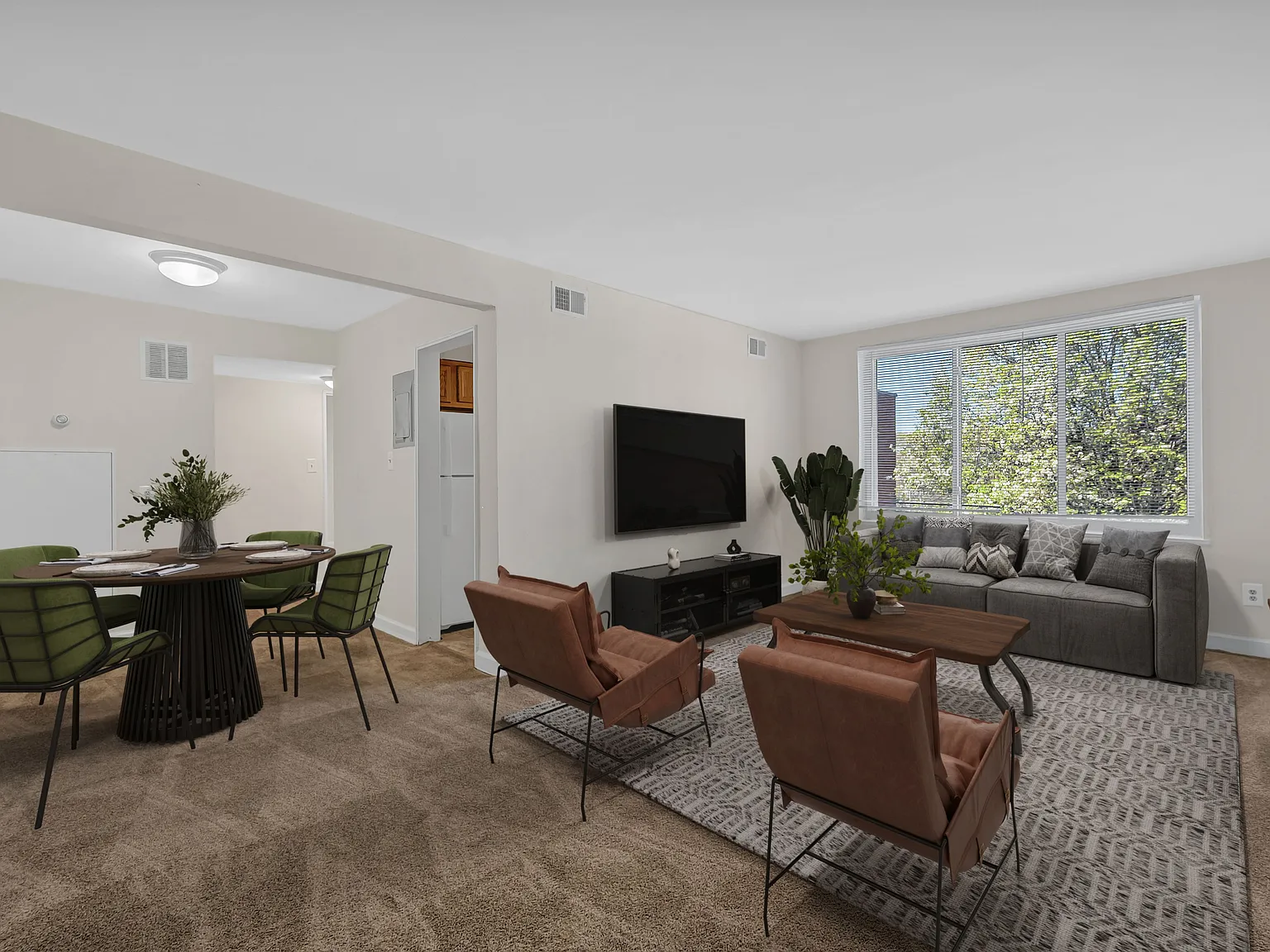 Friendship Courts Apartments — Photo 2