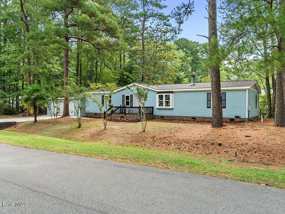 1st image of 496 Maplewood Drive NW