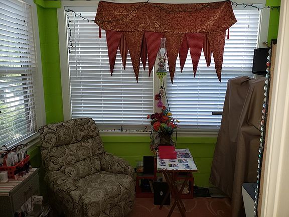 5th image of 1103 Moreland Ave