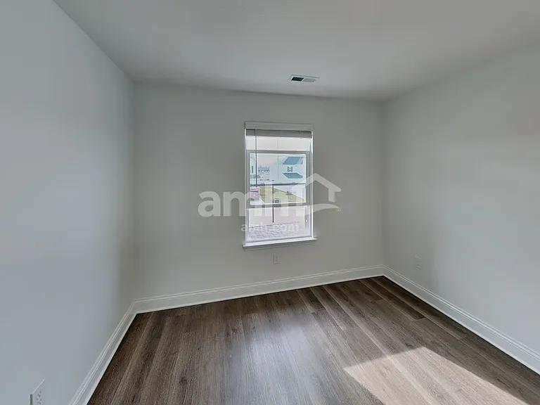 9034 Henley Ave — Photo 18