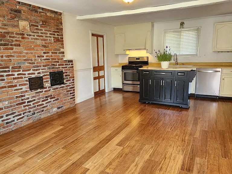 26 Hayden Rowe St #1 — Photo 25