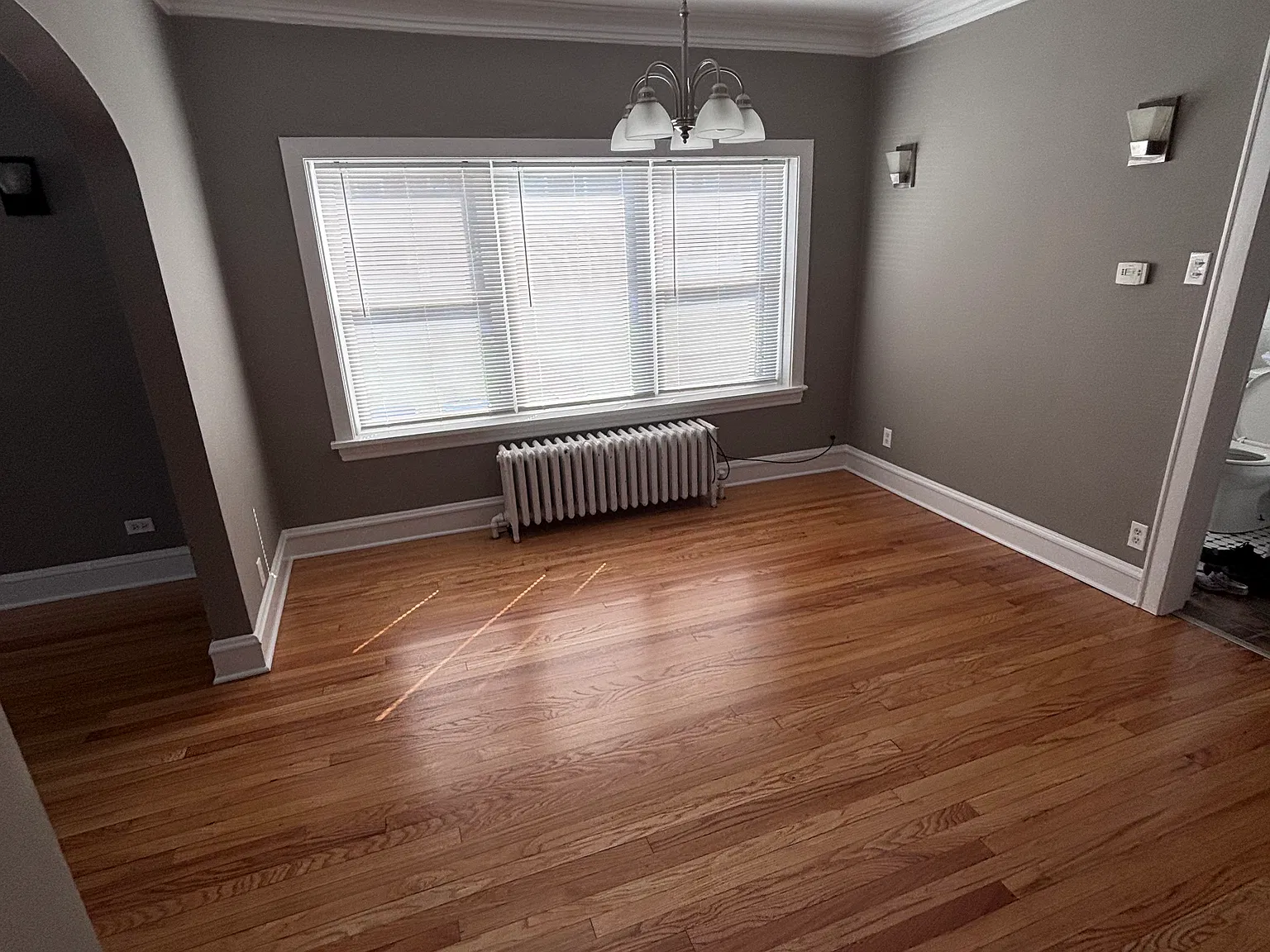 2 bed, 800 sqft, $1,800 — Photo 2