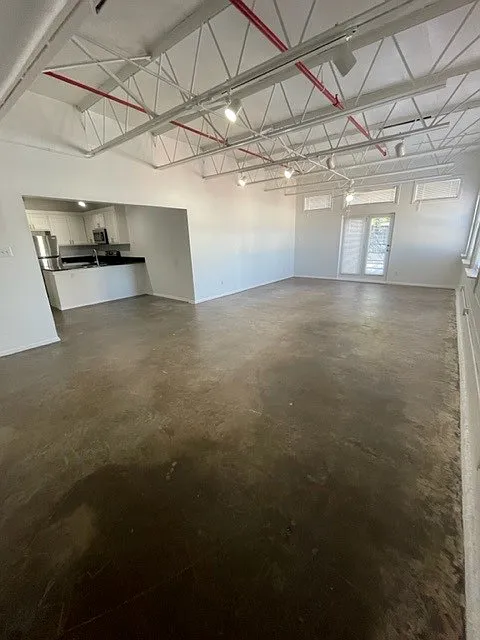 101 S Walton St #216