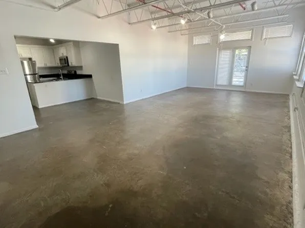 101 S Walton St Ste 216, Dallas, TX 75226