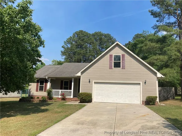 109 Rock Harbor Ln, Spring Lake, NC 28390