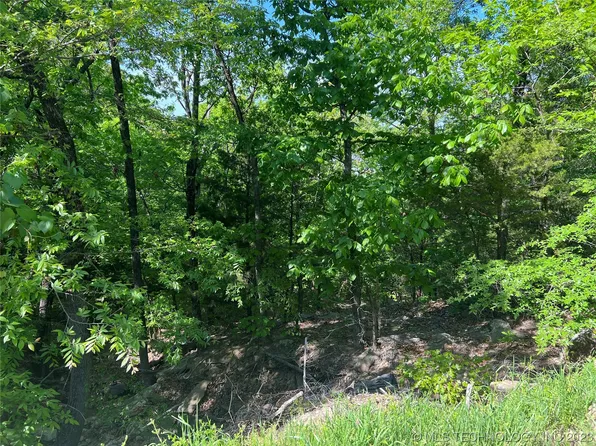 8 Tall Oaks Rd, Stigler, OK 74462