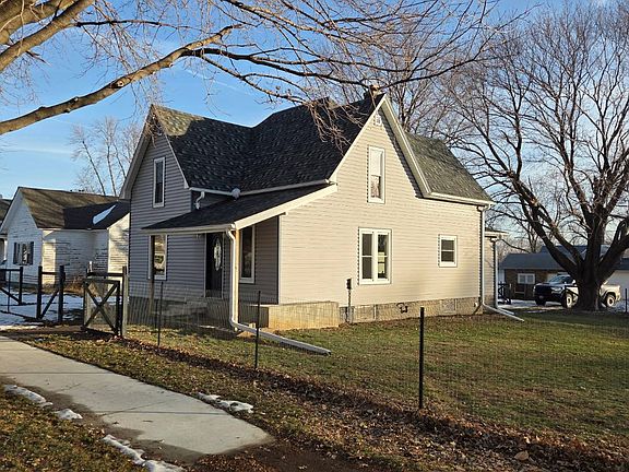 2nd image of 409 S Walnut St