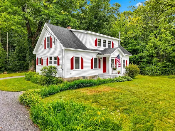 40 Old Sandown Road, Chester, NH 03036
