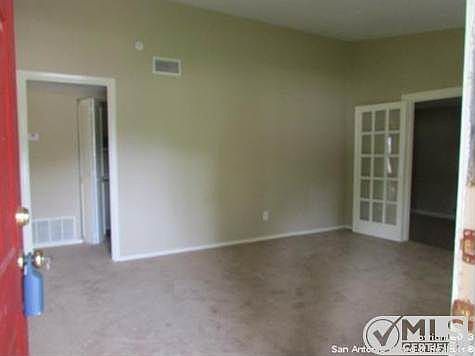 4th image of 222 Lanark Dr