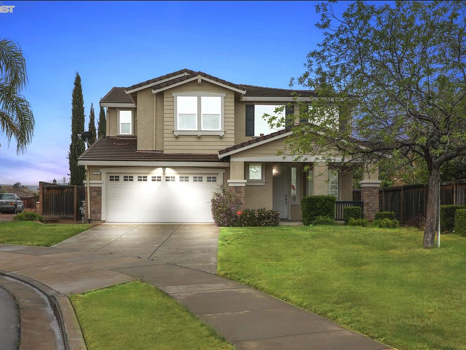 1st image of 717 Flemish Ct
