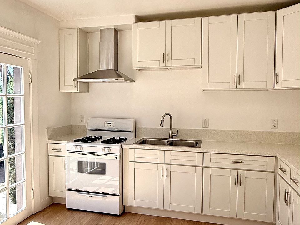 1st image of 3660 Roosevelt St APT A