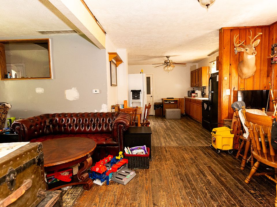 2nd image of 67 S Tressler Ave