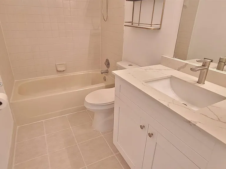 6948 SW 36th Ct #16-Z — Photo 7