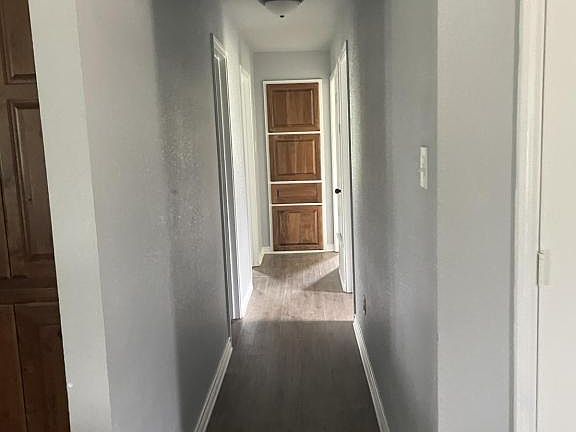 4th image of 1101 S Lovers Ln