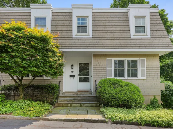 172 Summer Street APT D, New Canaan, CT 06840