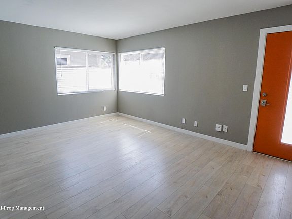 3rd image of 3744 Bancroft St