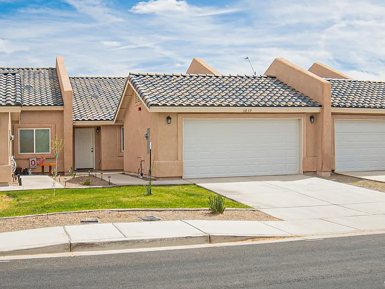 3839 S Desert Sky Dr — Photo 29
