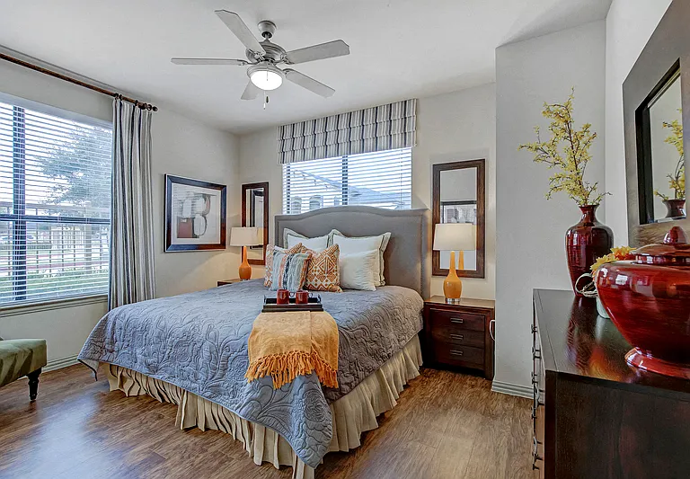 Summercrest Burleson Apartments — Photo 21