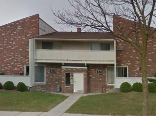 10112 W Congress St APT 6, Milwaukee, WI 53225